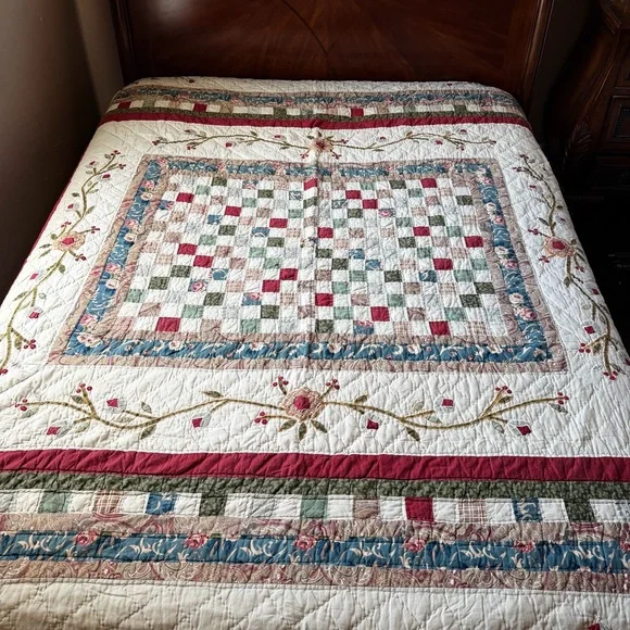 Vintage Patchwork Quilt 100x90 Floral Cottage Queen King Cotton - Picture 5 of 11